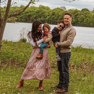 Meet your Posher, Devan